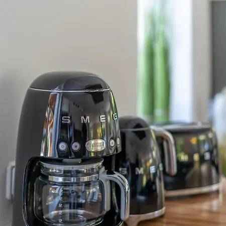 Biggest Helen - 5 Bedrooms, 7 Bathrooms, Air Condition 別荘 *