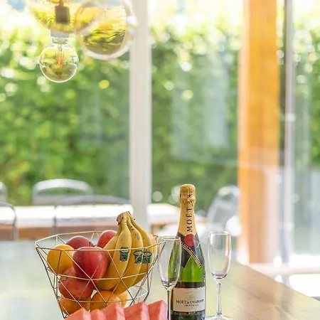 Biggest Helen - 5 Bedrooms, 7 Bathrooms, Air Condition カプルーン