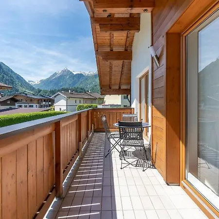 Biggest Helen - 5 Bedrooms, 7 Bathrooms, Air Condition Ferienhaus