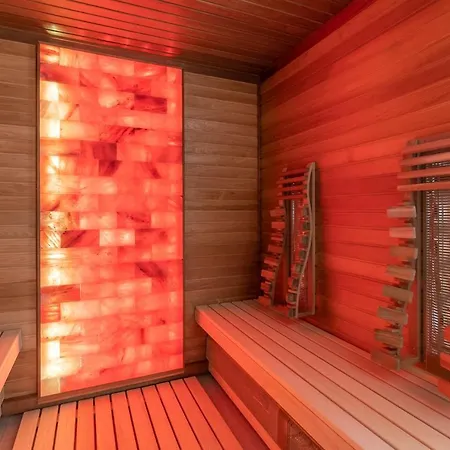 Spacious Helen - 2 Saunas, 5 Bedrooms, 7 Bathrooms In * Капрун