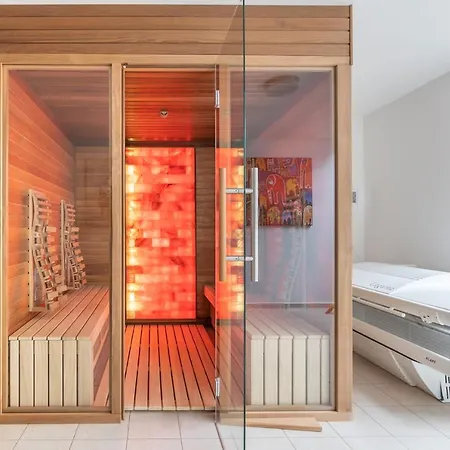 Spacious Helen - 2 Saunas, 5 Bedrooms, 7 Bathrooms In * Капрун