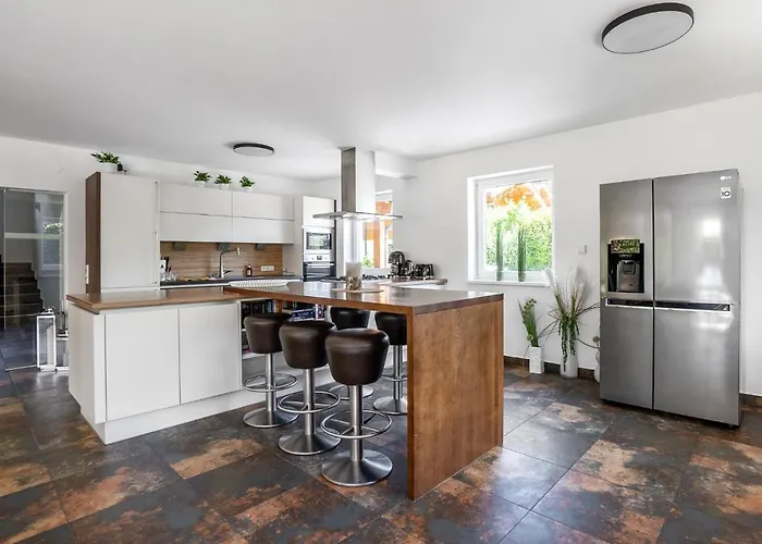 Biggest Helen - 5 Bedrooms, 7 Bathrooms, Air Condition Dom wakacyjny Kaprun