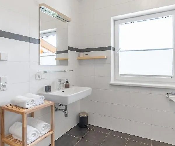 Biggest Helen - 5 Bedrooms, 7 Bathrooms, Air Condition