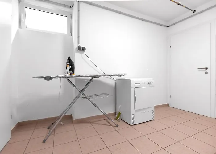 Biggest Helen - 5 Bedrooms, 7 Bathrooms, Air Condition * Kaprun